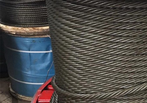 The use of galvanized steel wire rope